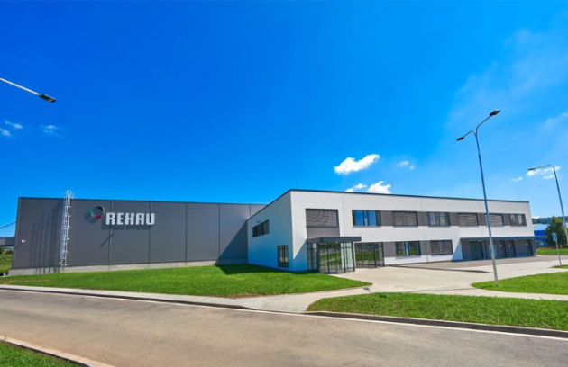 Firma REHAU investovala zhruba 6,8 milionu Eur do rozšíření závodu v Jevíčku a vytvořila tím tak desítky nových pracovních příležitostí v regionu. Oficiální otevření se konalo 19. července 2019. REHAU Jevíčko je dodavatelem automobilového průmyslu již od roku 2011. S ohledem na růst poptávky byl postaven nový závod PEPSIN zaměřený především na montáže zadních spoilerů.