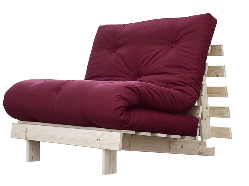 Dřevěnou rozkládací konstrukci s futonem má křeslo Root (Karup), 200 × 90 cm, cena 2 350 Kč, www.nejfuton.cz