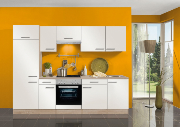 V kuchyni lze použít prakticky kteroukoli z teplého spektra barev. 