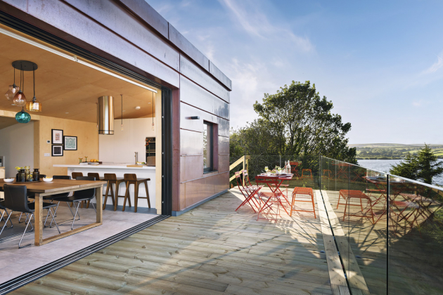 TERASY Prostorné terasy poskytují fantastický výhled a rozšiřují interiér domku o cennou užitnou plochu 