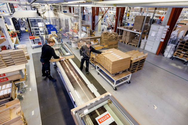Výrobce střešních oken VELUX odstraňuje plasty z obalů Výrobce střešních oken VELUX odstraňuje plasty z obalů