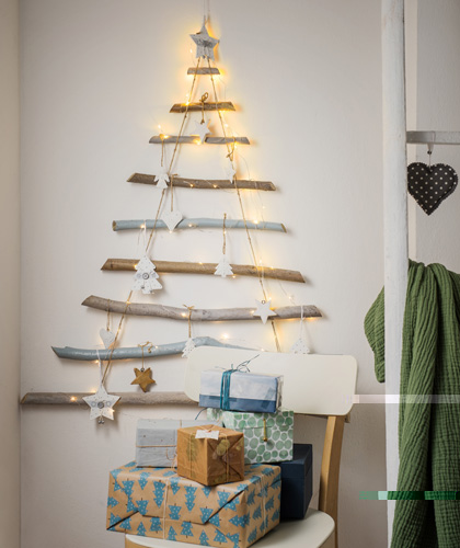 Vánoce jinak – nástěnný stromek z větví