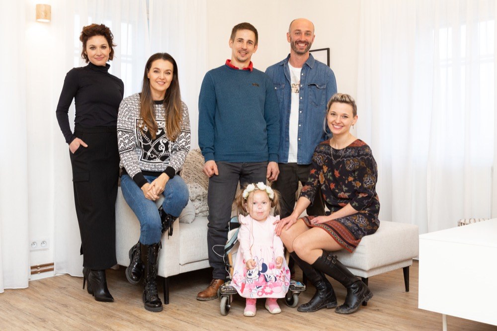Rodina s designéry a moderátorkou Ivou Kubelkovou