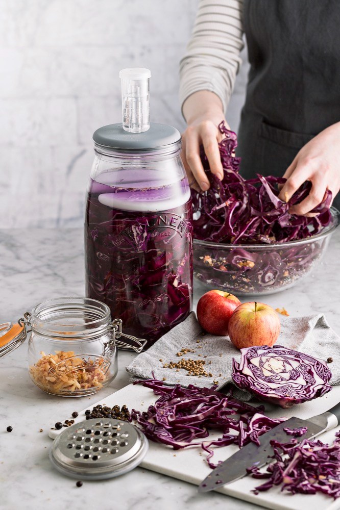 Sada na kvašení (Kilner), objem 3 l, dřevěné víčko, vzduchotěsný uzávěr, 2× keramický kámen