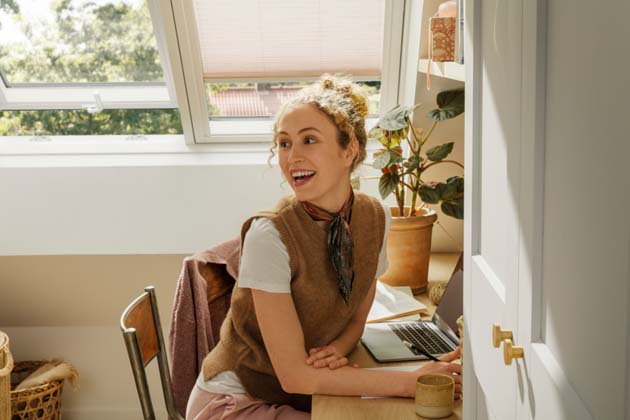 Příjemné léto pod střechou se stíněním VELUX 