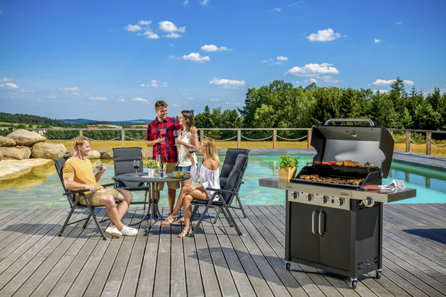 Plynový gril Professional, unikátní systém TRU-Infrared s infračerveným zářením, cena 21 650 Kč Plynový gril Professional, unikátní systém TRU-Infrared s infračerveným zářením, cena 21 650 Kč
