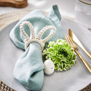 Kroužek na ubrousky z kolekce Easter, cena 79 Kč