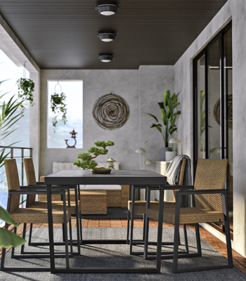 Stůl a jídelní židle Värmansö, lakovaný kov s výpletem z umělého ratanu, cena 16 450 Kč, www.ikea.cz