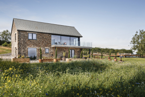 Luxusní útočiště v souladu s přírodou  Luxusní útočiště v souladu s přírodou