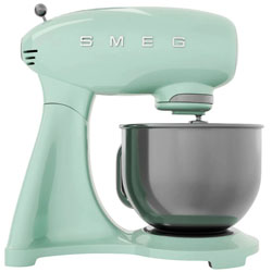 Kuchyňský robot SMF03PGEU, pastelově zelené provedení, nerezová mísa 4,8 l, cena 13 208 Kč