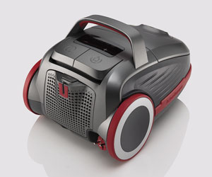 Sáčkový vysavač VCEA24GPRA má kartáč XpandZone s dvojitým sběrným kanálem na prach, cena 4 299 Kč