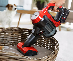 Tyčový vysavač Unlimited 7 ProAnimal Red, provozní doba 40 min., nástavec na zvířecí srst, cena 14 990 Kč