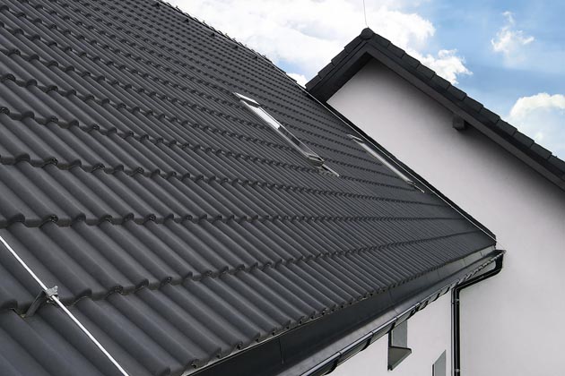 Krytina Beta z profilovaných betonových tašek se zvýšenou vodní drážkou a zárukou 50 let