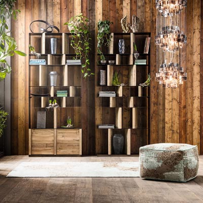 Knihovna se skříňkou Storm, ocel v kombinaci s borovicí, 234 × 30 × 100 cm, cena 71 690 Kč