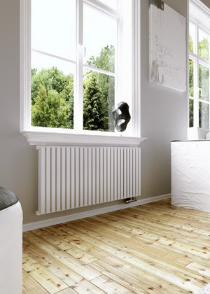 Podokenní radiátor Nemo s plochými topnými profily ve dvou řadách, cena od 3 602 Kč