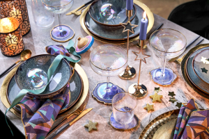 Podtácek z kolekce Crystal z drahých kamenů, růženín, Ø 11 cm, cena 299 Kč