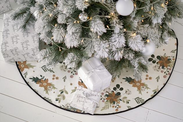 Podložka pod vánoční stromeček, 100% canvas bavlna, Ø 130 cm, cena 990 Kč