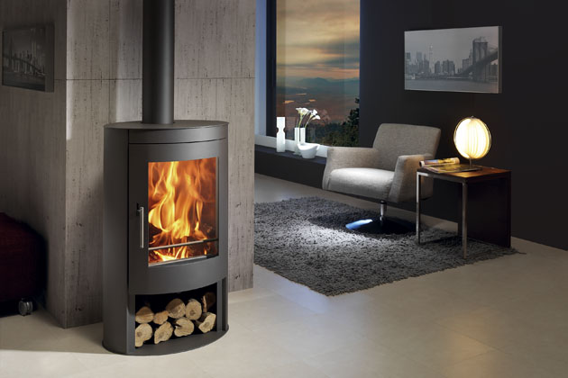 Krbov&aacute; kamna Oval Ecodesign s&nbsp;praktick&yacute;m oplachem skla, sekund&aacute;rn&iacute;m a&nbsp;terci&aacute;ln&iacute;m spalov&aacute;n&iacute;m, Easy-Control regulac&iacute; vzduchu a&nbsp;extern&iacute;m př&iacute;vodem vzduchu, cena 36&nbsp;870&thinsp;Kč