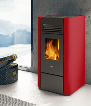 Kompaktn&iacute; peletov&aacute; kamna Delia s&nbsp;ocelov&yacute;m skeletem, automatickou regulac&iacute; teploty a&nbsp;bezpečnostn&iacute;m termostatem, &uacute;činnost vyt&aacute;pěn&iacute; je 88&thinsp;%, panel s&nbsp;LED displejem a&nbsp;wi-fi modul, aktu&aacute;ln&iacute; cena na str&aacute;nk&aacute;ch