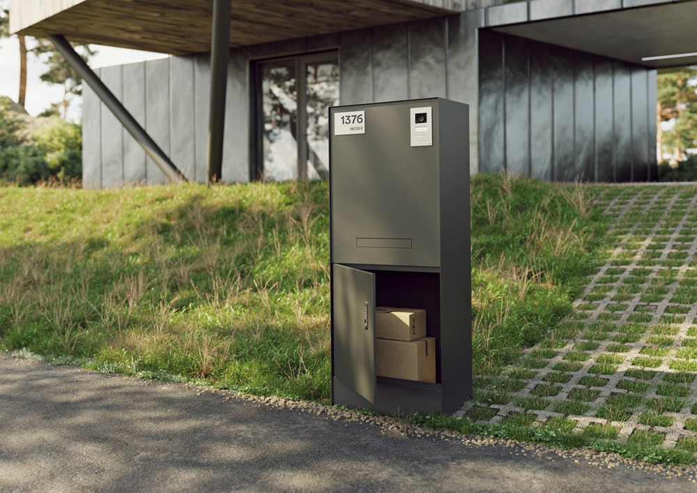 Modul FULL &ndash; box na ukl&aacute;d&aacute;n&iacute; bal&iacute;ků. Doručovac&iacute; firmě d&aacute;te k&oacute;d a o v&iacute;c se nemus&iacute;te starat. Modul disponuje po&scaron;tovn&iacute; schr&aacute;nkou, č&iacute;slem popisn&yacute;m a př&iacute;pravou na zvonek a vchodovou skrytou kameru.