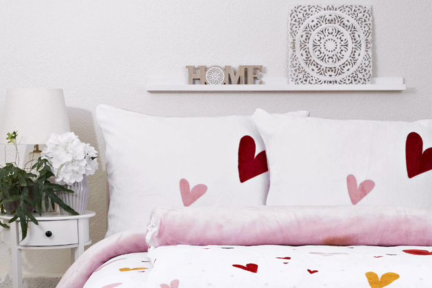 Povlečení mikroplyš Exclusive – Srdíčka, 100% polyester,  140 × 200 cm a 70 × 90 cm, cena 799 Kč