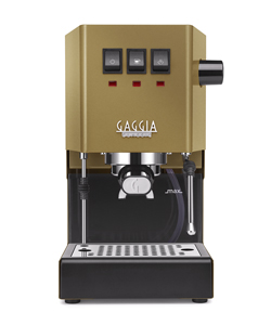 K&aacute;vovar New Classic, zmodernizovan&aacute; varianta legend&aacute;rn&iacute;ho modelu Gaggia Classic, cena 10&nbsp;990&thinsp;Kč