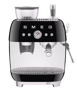 P&aacute;kov&yacute; k&aacute;vovar z&nbsp;řady 50&rsquo;s Retro Style, nerezov&yacute; nahř&iacute;vac&iacute; panel, napěňovac&iacute; tryska, cena 22&nbsp;890&thinsp;Kč