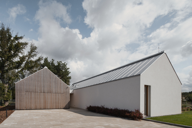 Rodinn&yacute; dům v Nov&eacute; Vsi triumfuje v soutěži Stavba roku 2025