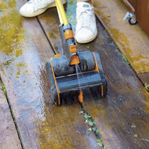 Aku vysokotlak&yacute; čistic&iacute; kart&aacute;č WG441E.9, maxim&aacute;ln&iacute; tlak 6 barů, ot&aacute;čky 700 ot/min, bez baterie, cena 2 990 Kč