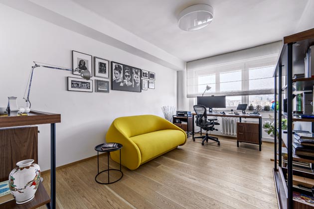 Pohovka Up-lift v&yacute;robce Prostoria, kterou u&nbsp;n&aacute;s prod&aacute;v&aacute; na&nbsp;př&iacute;klad ALPI Home, působ&iacute; velmi elegantně a&nbsp;lze ji snadno proměnit ve&nbsp;funkčn&iacute; lůžko