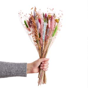 Kytice su&scaron;en&yacute;ch květin Flower Market, v&yacute;&scaron;ka 55 cm, cena 549 Kč