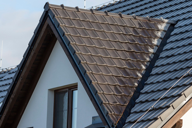 Jarní revize střechy. Jak poznat hranici mezi opravou a rekonstrukcí?