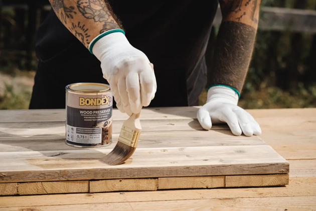 Co se zbyl&yacute;mi prkny? Vyrobte z nich gauč!