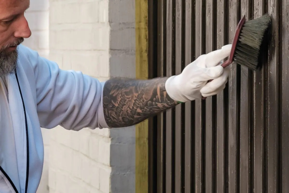 Dejte sbohem rzi! Jak na renovaci gar&aacute;žov&yacute;ch vrat