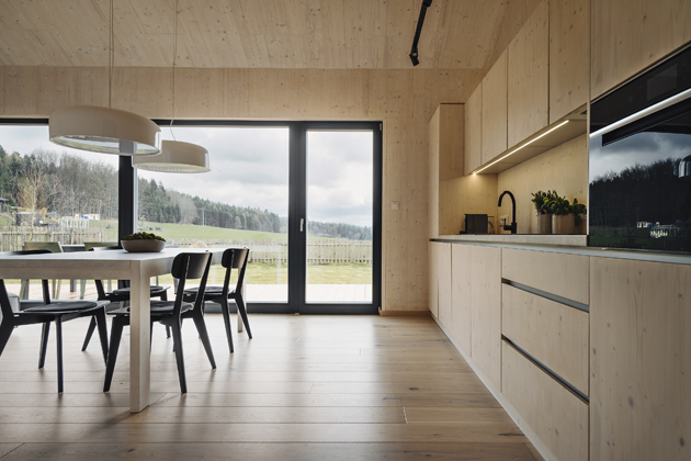 Skandin&aacute;vsk&aacute; chalupa v&nbsp;podhůř&iacute; Krkono&scaron;