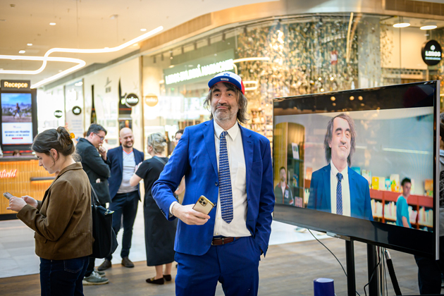 Čti za n&aacute;roď&aacute;k! Česko spou&scaron;t&iacute; kampaň, kter&aacute; d&aacute;v&aacute; čten&iacute; nov&yacute; jazyk i energii. Jedna str&aacute;nka denně stač&iacute; k&nbsp;tomu st&aacute;t se reprezentantem