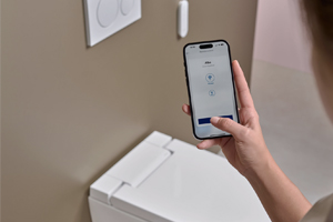 Ovl&aacute;dejte sprchov&eacute; WC AquaClean prostřednictv&iacute;m aplikace Geberit Home ve va&scaron;em chytr&eacute;m telefonu