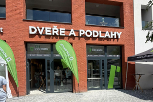 DOORNITE otevírá nový showroom v Praze na Žižkově