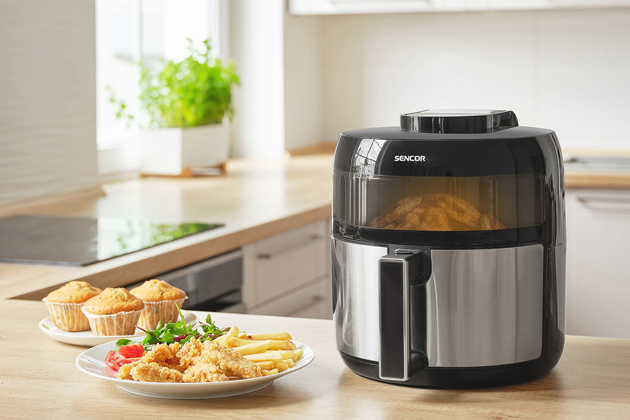 Horkovzdu&scaron;n&aacute; frit&eacute;za SFR 5010BK, objem 5&thinsp;l, digit&aacute;ln&iacute; ovl&aacute;d&aacute;n&iacute;, automatick&eacute; programy, cena 2&nbsp;999&thinsp;Kč